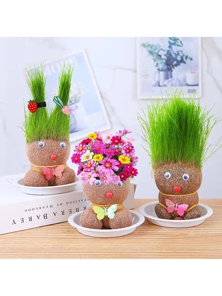 Цветочная кукла в горшке