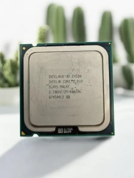 Процессор Socket LGA 775 Core2Duo E4500. Товар уцененный