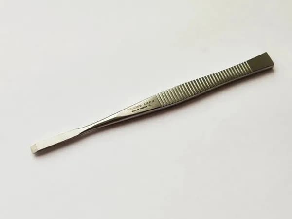 Долото с рифленой ручкой плоское 4 мм, ДМ-5 П