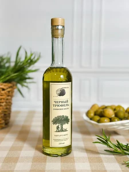 Оливковое масло Extra Virgin Truffle&Co professional с экстрактом черного трюфеля 250 мл