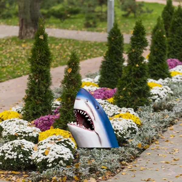 Фигурка садовая