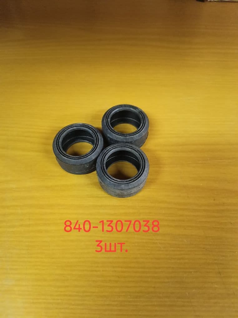 840-1307038 Манжета водяного насоса для ДВС 840