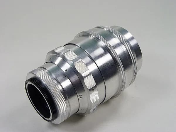 Телеобъектив ранний портретный красногорский Таир-11 f/2.8 133мм. М42 Полностью обслужен