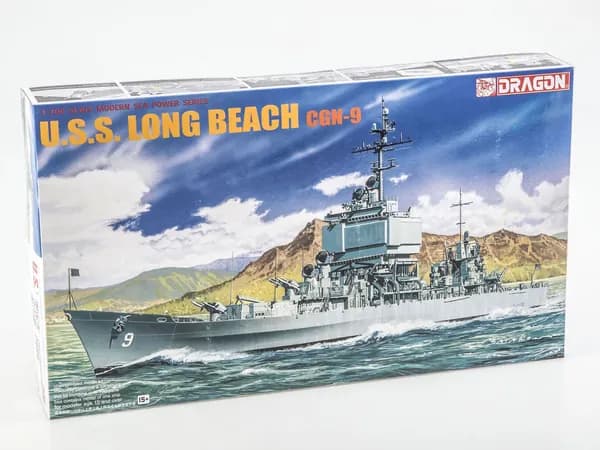 Сборная модель Dragon U.S.S. Long Beach CGN-9 7091, масштаб 1/700