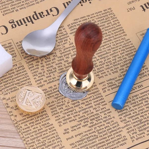 Печать для сургуча с буквенным узором, латунная с позолотой, деревянная ручка, набор с восковыми палочками и свечами