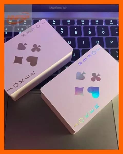 Покерные карты 54 штуки из пластика для семейных игр и магии, яркий дизайн, не ломаются