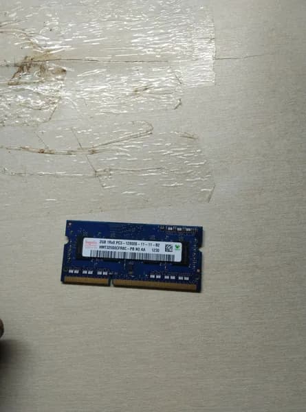 Оперативная память Модуль оперативной памяти 2GB 1Rx8 PC3 - 12800S - 11 - 11 - B2 DDR3, 1 x 2 ГБ (2GB 1Rx8 PC3 - 12800S - 11 - 11 - B2)