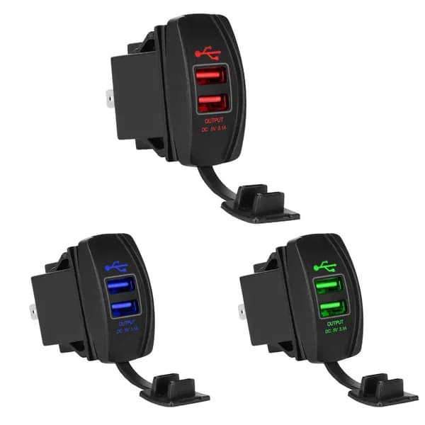 Автомобильное зарядное устройство с двойным USB - интерфейсом, 5V 3.1A LED