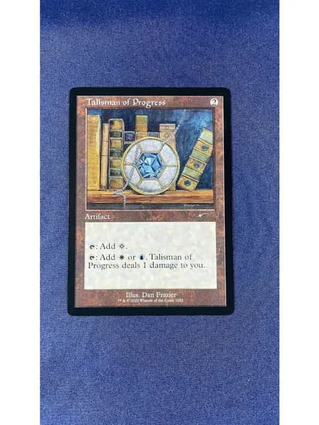 Заголовок: Волшебство в твоих руках: Уникальная карта Magic: The Gathering (MTG) с защитным протектором в подарок!
