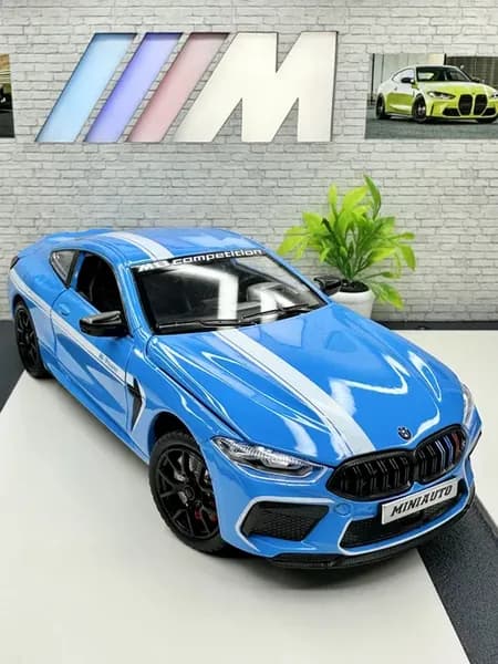 Металлическая машинка BMW M8 в тюнинге MANHART Performance