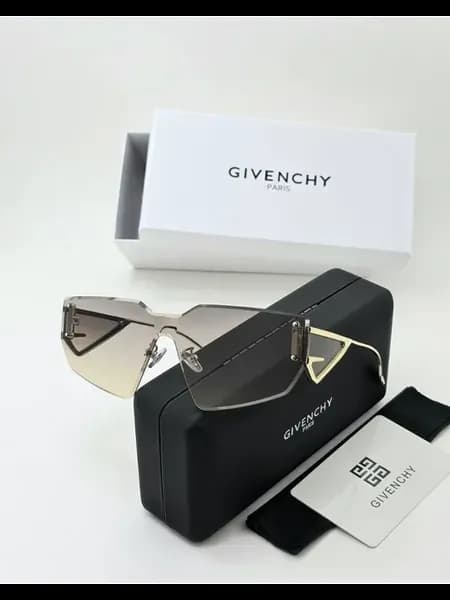Лёгкие солнцезащитные очки UV400 Wayfarer