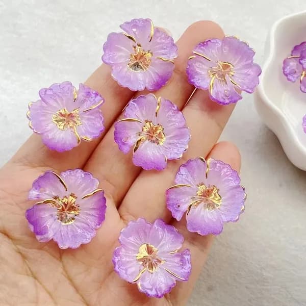 10pcs Цветы, с отверстиями, декоративные ювелирные аксессуары
