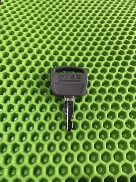 Ключ замка зажигания спецтехники Case cs55 60 130 210 240 360 490