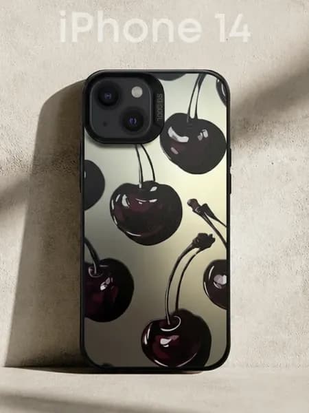 Чехол на iPhone 14