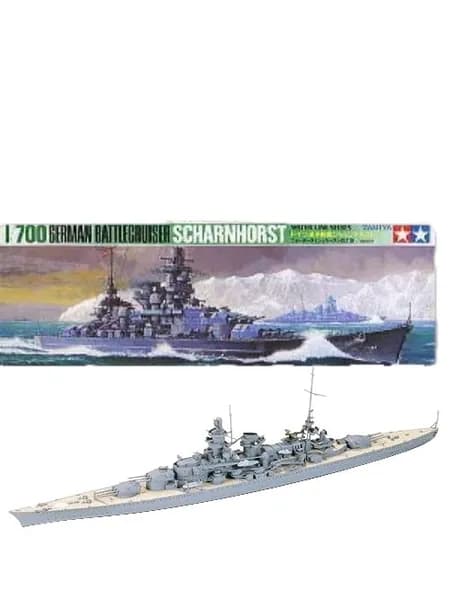 Собранная модель корабля TAMIYA серии 1/700 77518 Немецкий линейный крейсер времен Второй мировой войны "Шарнхорст"