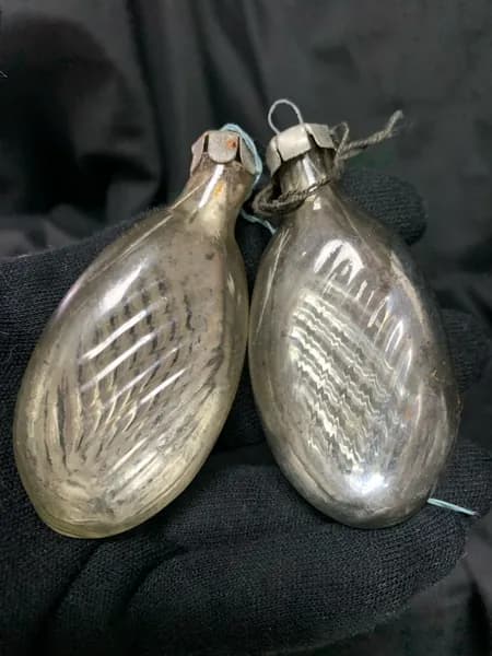 две серебристые льдинки на елку 1960-е годы