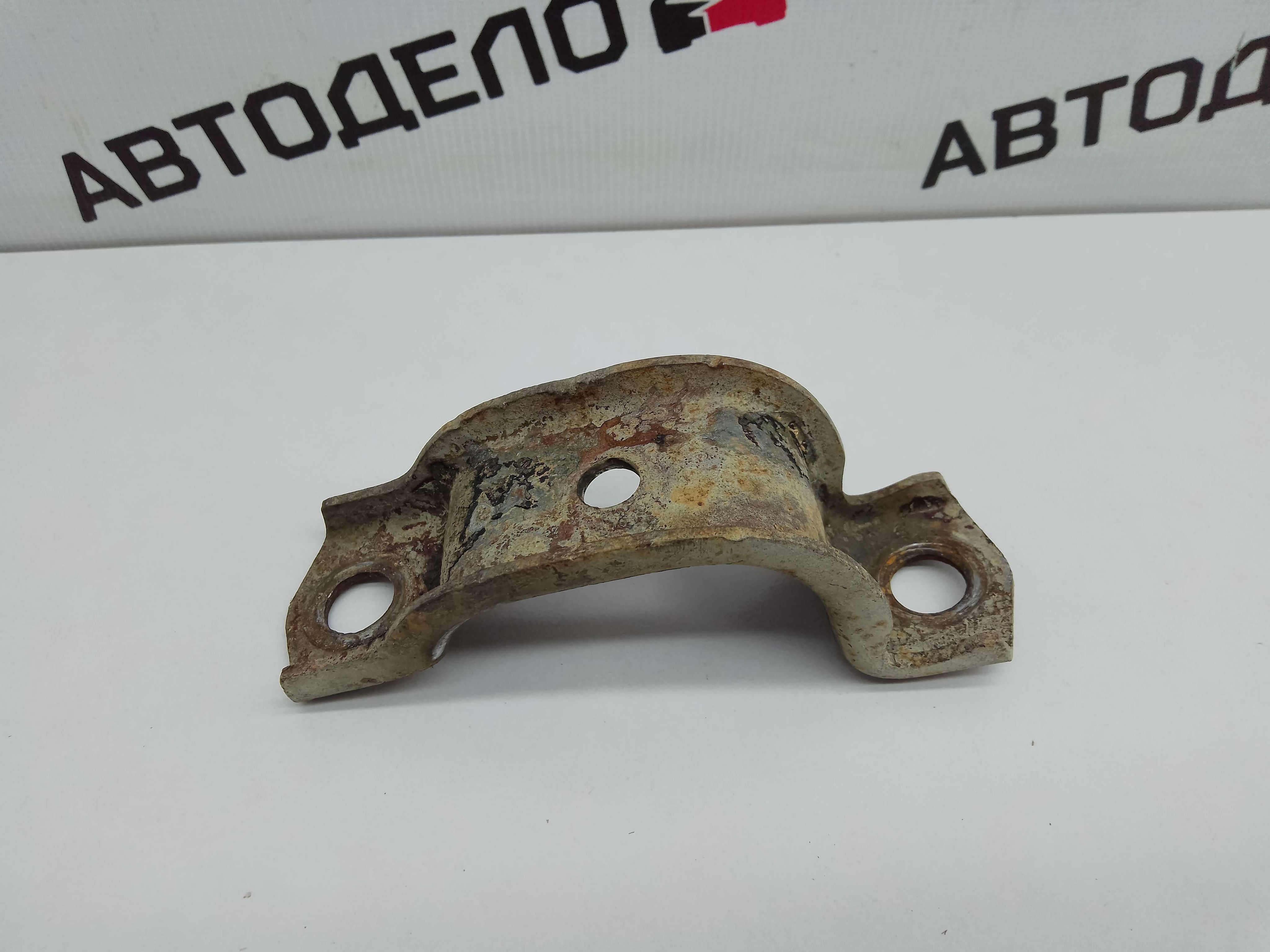 Скоба сайлентблока, Hyundai Santamo U 1999 г.в., арт. 1037262, 1 шт., Б/У