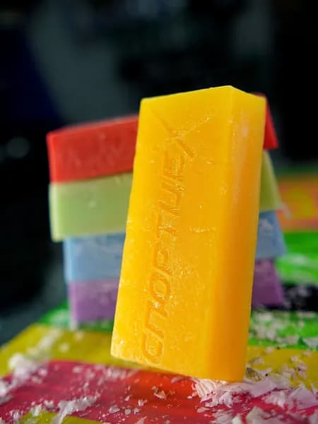 Парафин для лыж и сноуборда Спортцех CH1 Yellow +3C -3C. 200гр