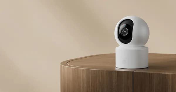 Смарт-камера Xiaomi C201 Кристал нетлигинде в разрешении 1080p HD, демонстрирующая свой kesini korur
