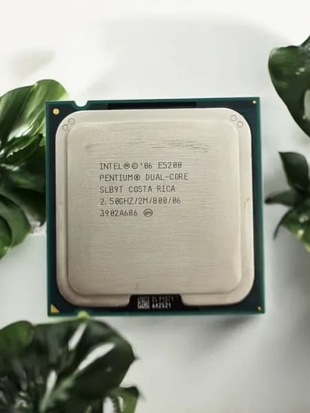 Процессор Socket LGA 775 Pentium Dual Core E5200. Товар уцененный