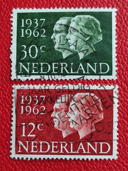 Марки Нидерланды 1962. Серия: "Серебряная свадьба королевы Юлианы и принца Бернхарда" Гашение. Легкая волна - См фото