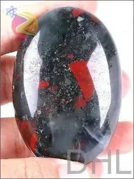 Palm stone из африканского гелиотропа камень силы и защиты