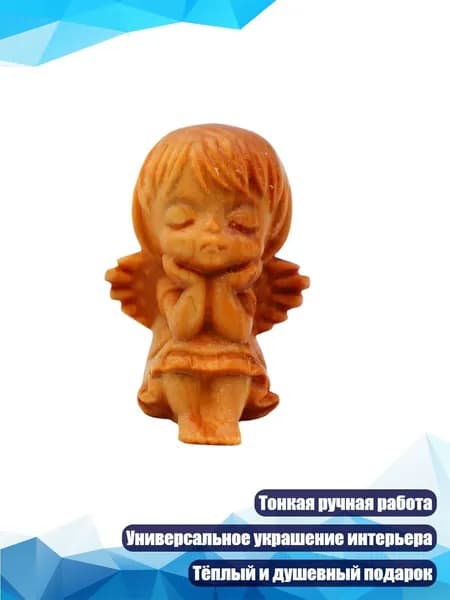 Деревянные статуэтки лошадей и ангелов