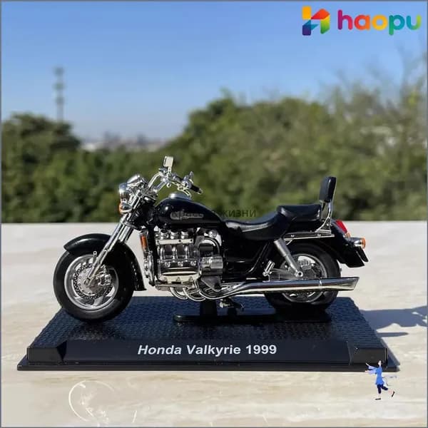 Коллекционная модель мотоцикла Honda 1:24, премиум