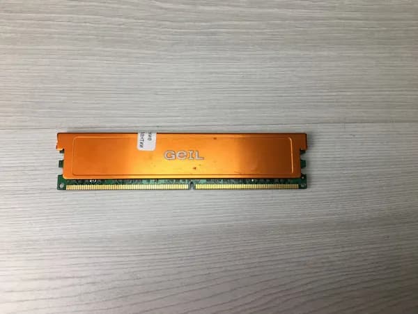 GeIL Оперативная память DIMM DDR2 DDR2, 800 МГц, 1 x 2 ГБ (PC-6400)