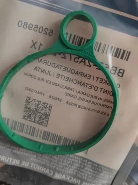 Прокладка вакуумного насоса 5205980 для Форд Фокус 3 и 4 (2 л), Галакси 2, Мондео 4 и 5, S-MAX / 31375695 Вольво S60, S80, V60, V70, XC60 / LR039593 Ленд Ровер Дискавери, Фрилендер 2 / Ягуар F-PACE