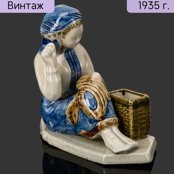 Спичечница "Вышивальщица" фарфор роспись Гжельский фарфоровый завод СССР 1930-1940 гг