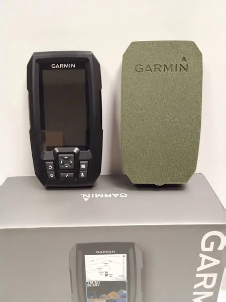 Защитная крышка для эхолота Garmin STRIKER Plus 4, VIVID 4cv зеленая Хаки
