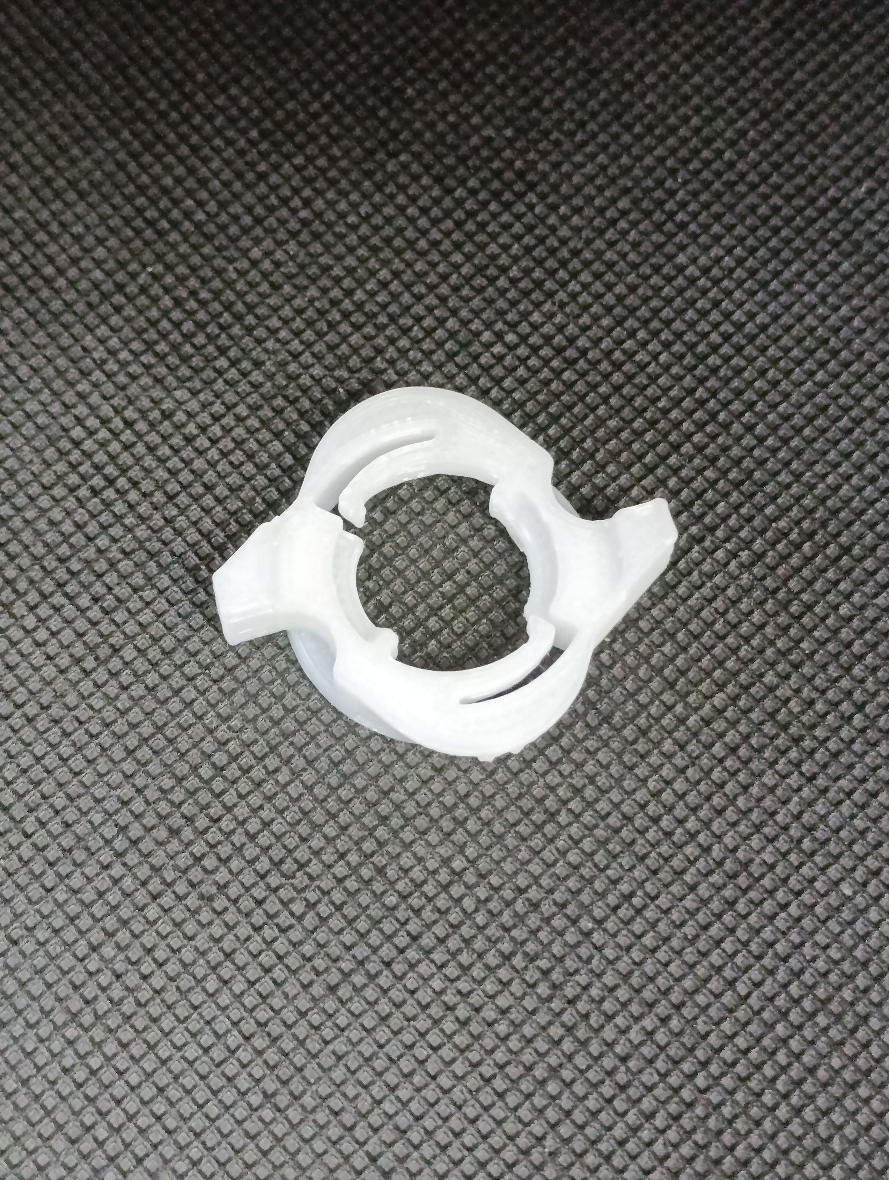 Фиксатор замка лючка бензобака Nissan Infiniti, 1шт, 84656AR000
