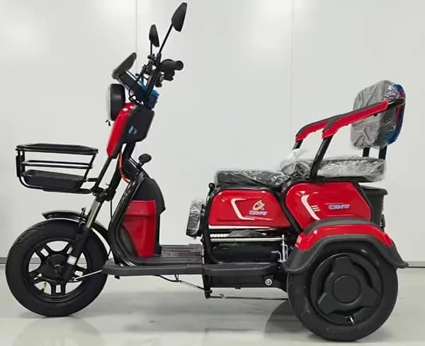 Электроскутер трехколесный Сянчу EV3 для пожилых 1000W, 48V/20AH