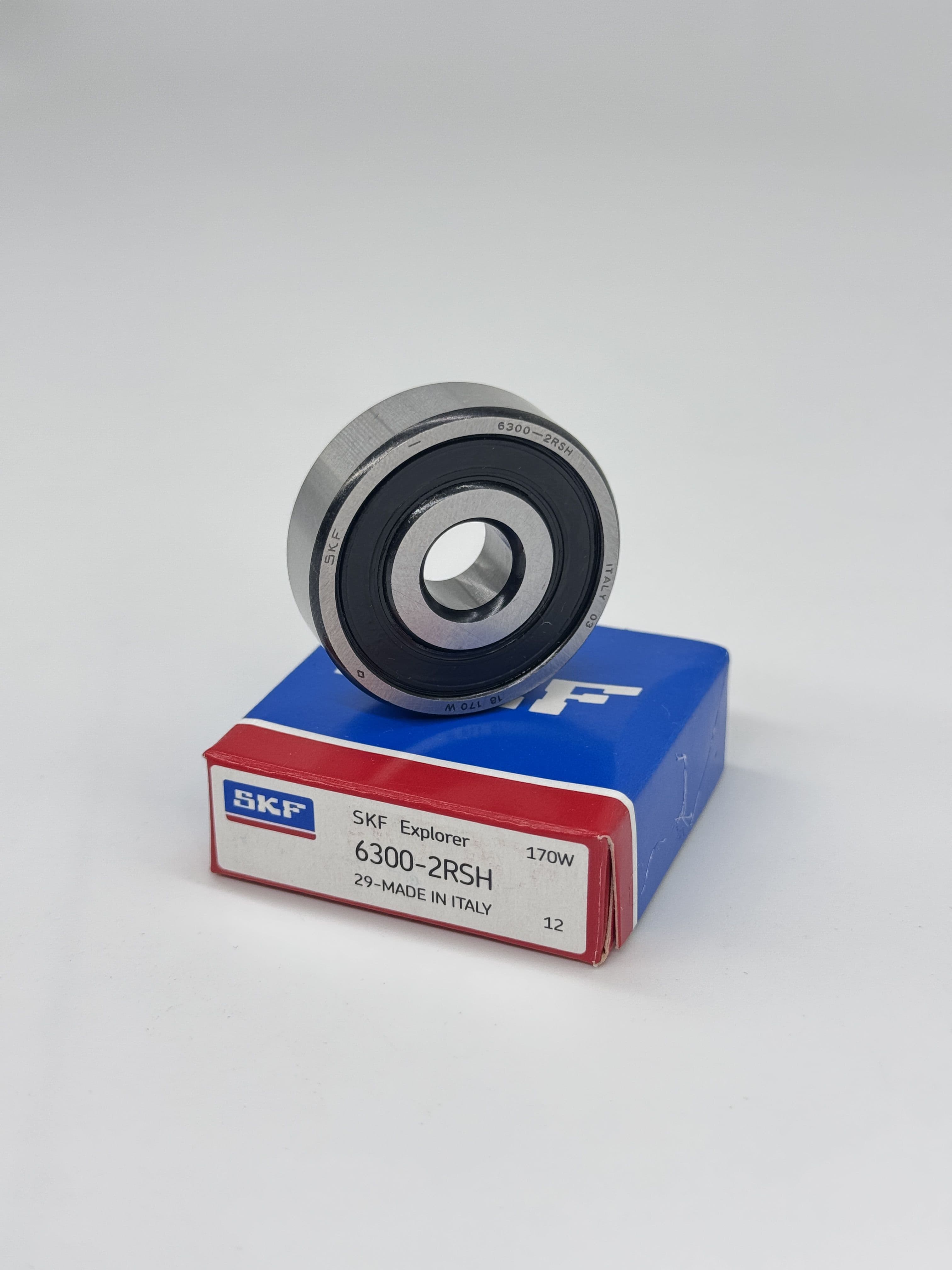 Подшипник SKF 6300-2RSH (180300) 10х35х11 шариковый однорядный на вал 10 мм, закрытый