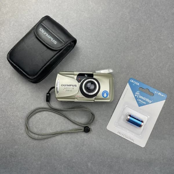 Винтажный пленочный фотоаппарат Olympus mju II zoom 80