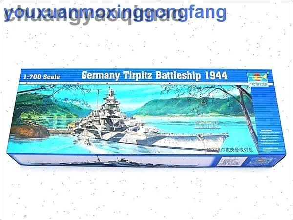Trumpeter 1/700 05712 Немецкий линкор Тирпиц 1944 г.Корабль