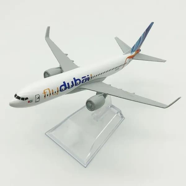 Металлическая модель самолета Fly Dubai, 16 см