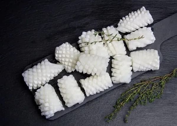Кальмар, филе фигурное ( Ёжик ), 4-6см 1x1кг, Shandong Ocean Village Food Co.,Ltd., Китай.