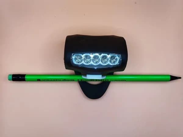 Фонарь для велосипеда LED-7диодов 5 белых 2 красных 3 режима корпус силикон черный (батарейки ААА 3шт. нет в комплекте ) №4