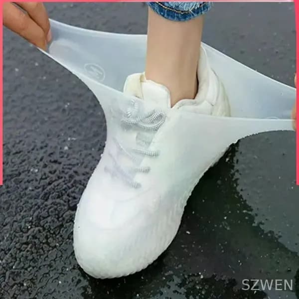 Чехлы-дождевики на обувь