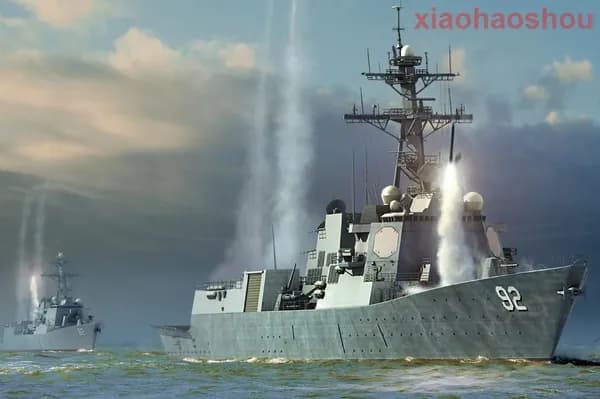 HobbyBoss 83413 1/700 Эскадренный миноносец с управляемыми ракетами DDG-92 Момсон ВМС США