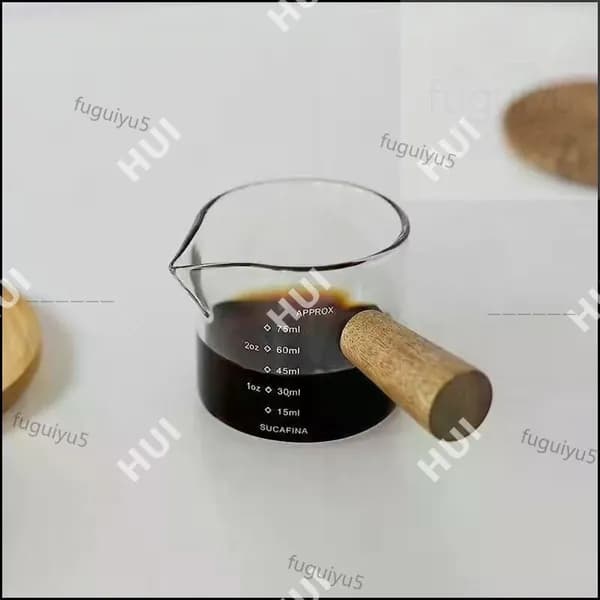 Молочник, 1 шт