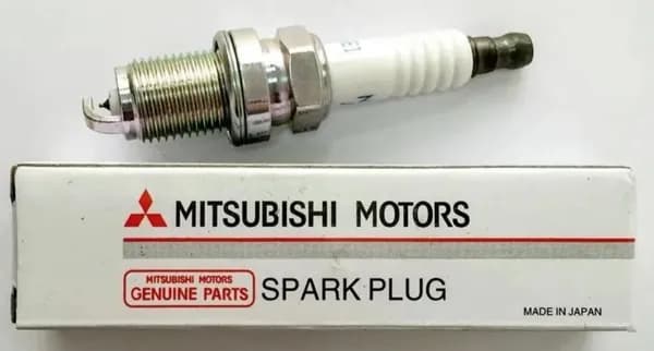 Mitsubishi Свеча зажигания арт. MS851028, 1 шт.