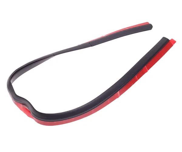 Уплотнитель двери HYUNDAI HD65,72,78 боковой нижний OE / Арт. 82160-5H003