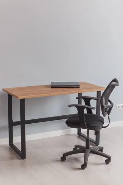 Стол компьютерный Good Desk LIGHT,размер 90х60х75 см, цвет дуб золотой, цвет ножек черный