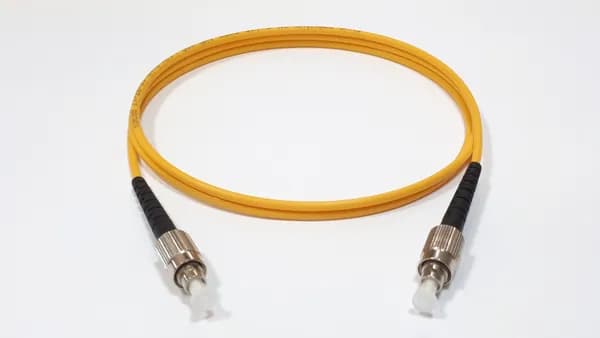 Шнур оптический (патч-корд) pc FC/UPC-FC/UPC 9/125 G652 simplex LSZH 2m 3.0mm