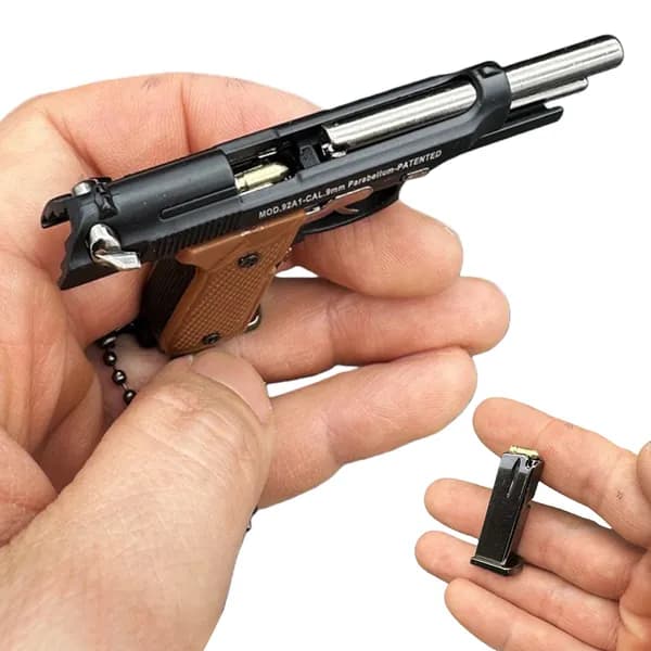 Аллюминиевый ключевой брелок в виде пистолета Beretta 92A1 в масштабе 1:3