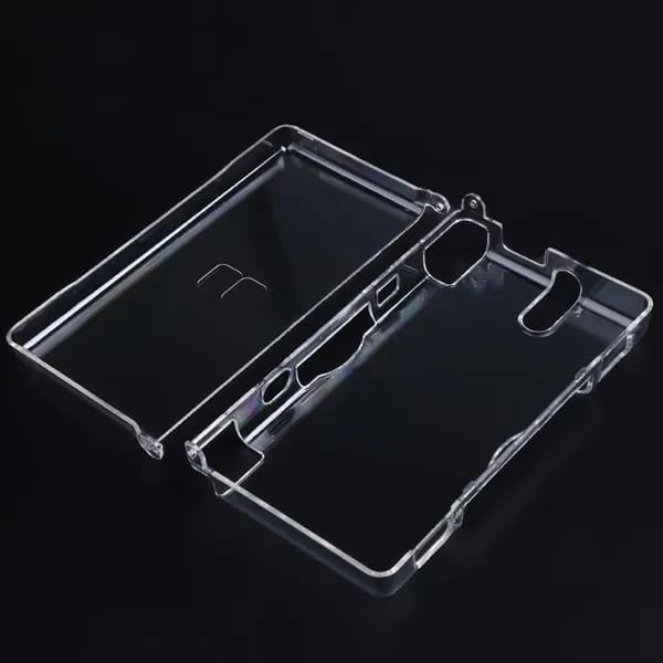 Чехол и защитные пленки для Nintendo DS Lite белого цвета