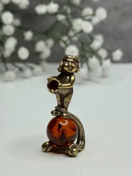 Фигурка знак-зодиака Водолей
